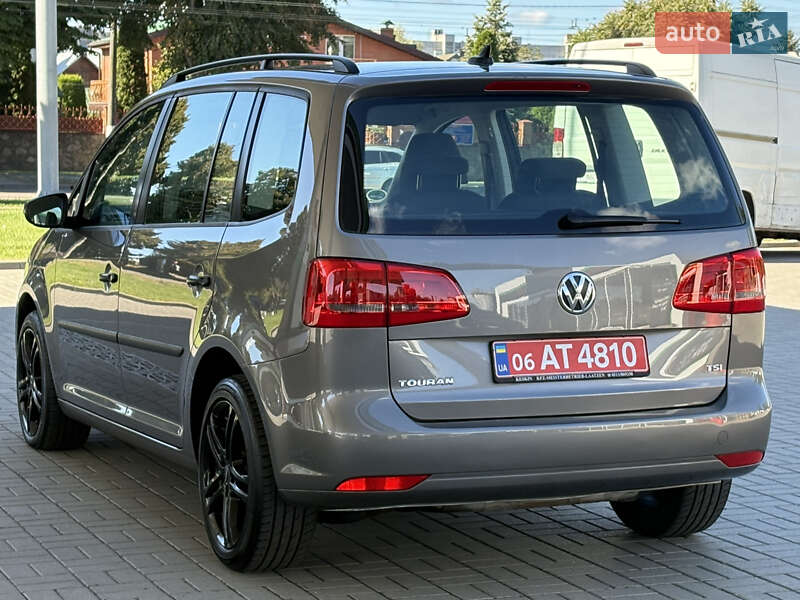 Минивэн Volkswagen Touran 2011 в Житомире