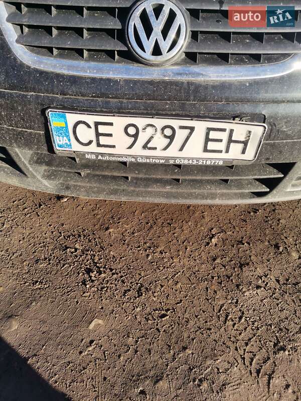 Минивэн Volkswagen Touran 2003 в Черновцах