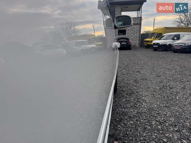 Минивэн Volkswagen Touran 2009 в Звенигородке