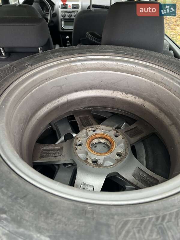 Мінівен Volkswagen Touran 2006 в Тернополі