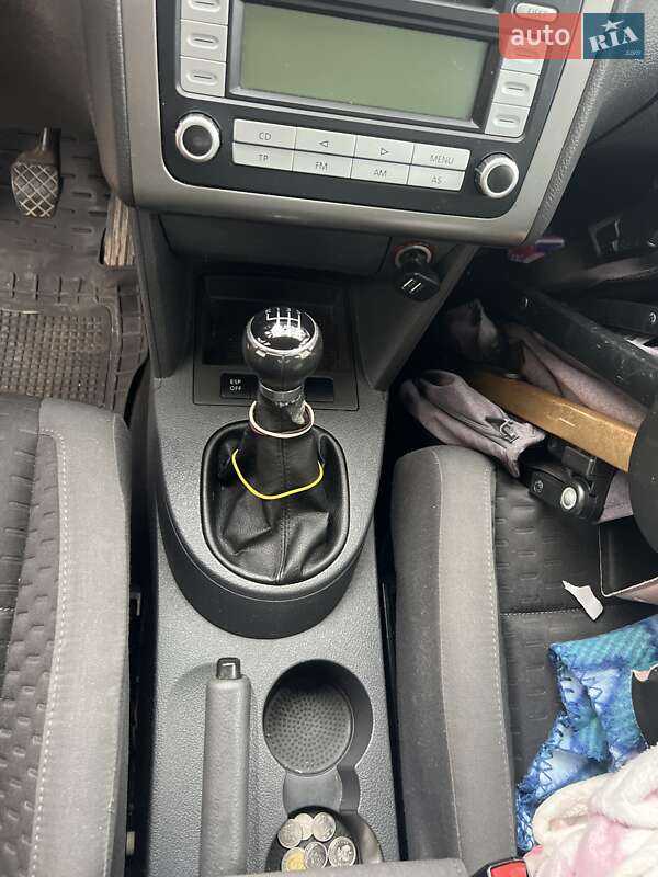 Мінівен Volkswagen Touran 2006 в Тернополі