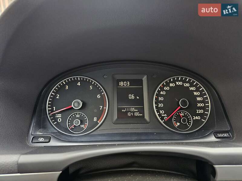 Мінівен Volkswagen Touran 2010 в Києві фото 17 Мінівен Volkswagen Touran 2010 в Києві