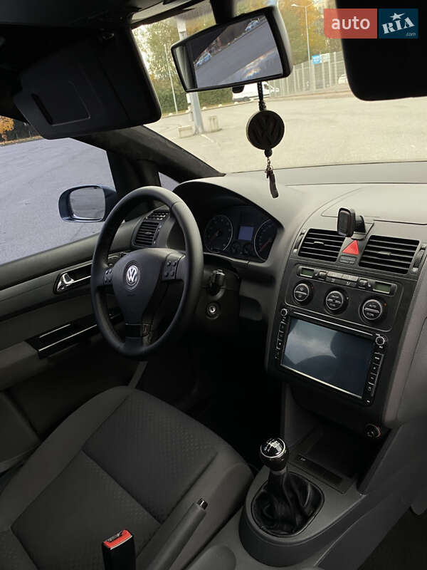 Минивэн Volkswagen Touran 2006 в Львове фото 17 Минивэн Volkswagen Touran 2006 в Львове