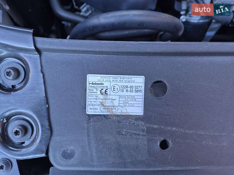 Минивэн Volkswagen Touran 2015 в Сваляве