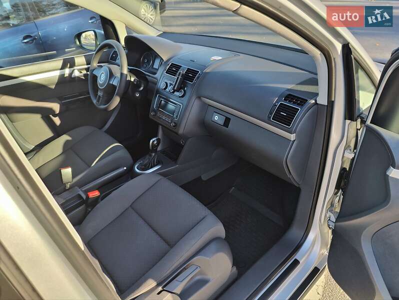 Мінівен Volkswagen Touran 2014 в Вінниці