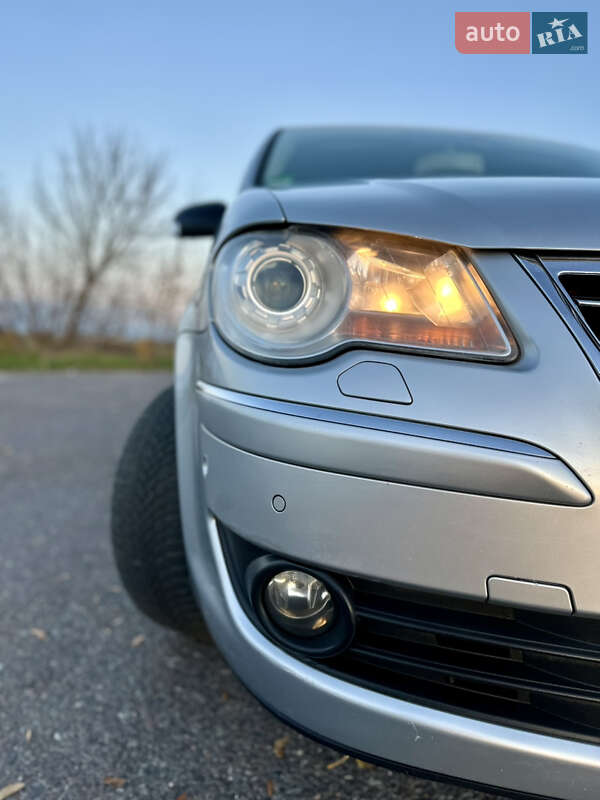 Минивэн Volkswagen Touran 2007 в Дубно фото 5 Минивэн Volkswagen Touran 2007 в Дубно