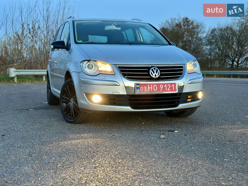 Минивэн Volkswagen Touran 2007 в Дубно фото 3 Минивэн Volkswagen Touran 2007 в Дубно