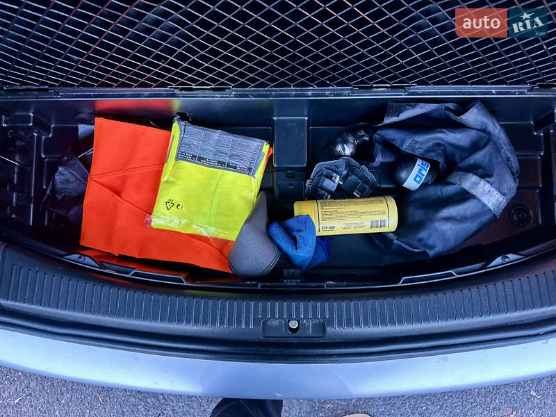 Минивэн Volkswagen Touran 2007 в Дубно фото 41 Минивэн Volkswagen Touran 2007 в Дубно