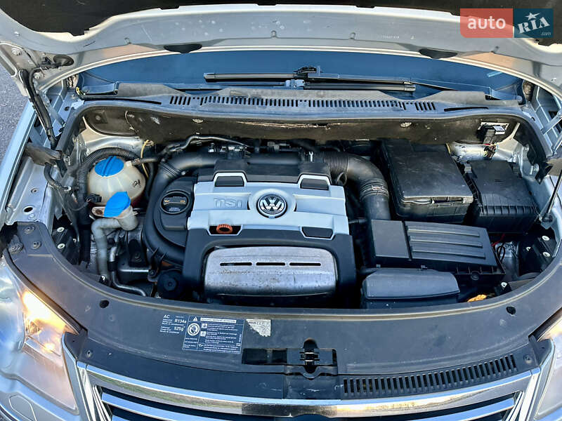 Минивэн Volkswagen Touran 2007 в Дубно фото 44 Минивэн Volkswagen Touran 2007 в Дубно