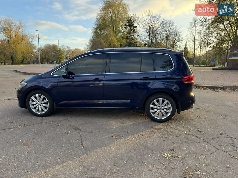 Микровэн Volkswagen Touran 2019 в Кропивницком фото 11 Микровэн Volkswagen Touran 2019 в Кропивницком
