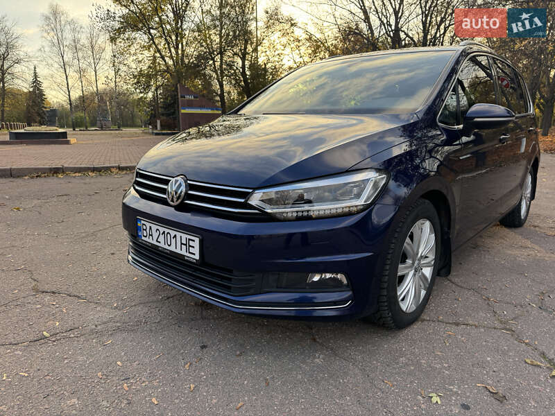 Микровэн Volkswagen Touran 2019 в Кропивницком фото 13 Микровэн Volkswagen Touran 2019 в Кропивницком