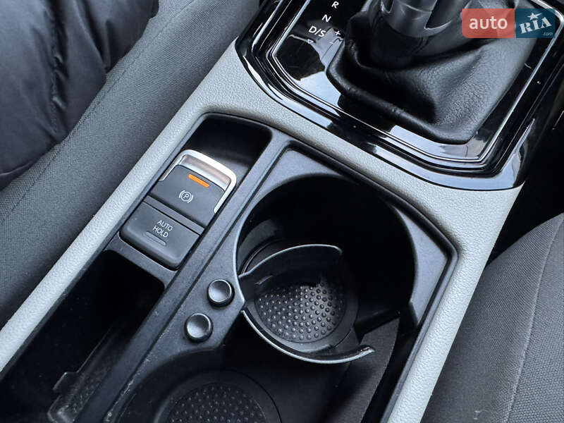 Микровэн Volkswagen Touran 2019 в Кропивницком фото 39 Микровэн Volkswagen Touran 2019 в Кропивницком