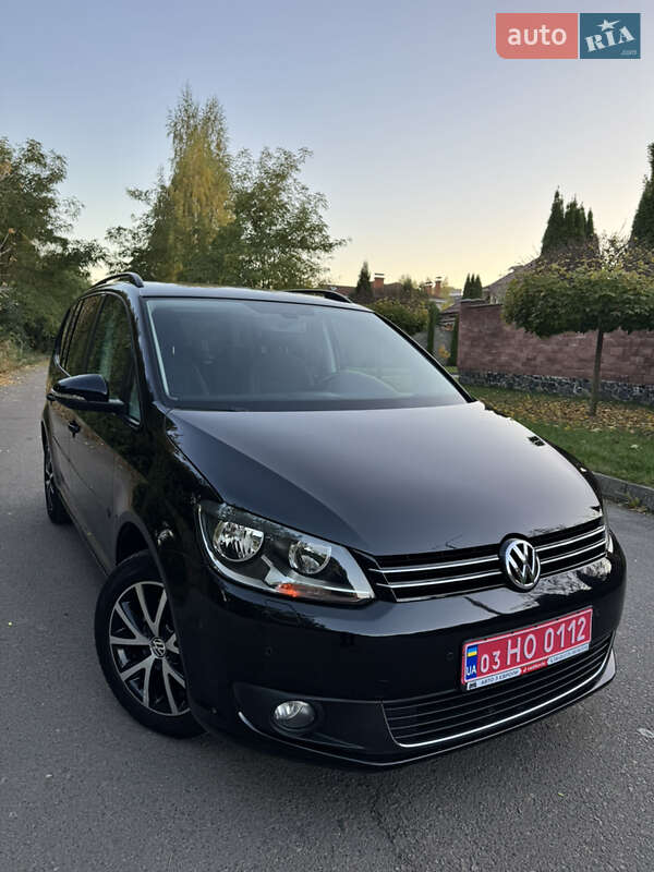 Минивэн Volkswagen Touran 2012 в Ровно