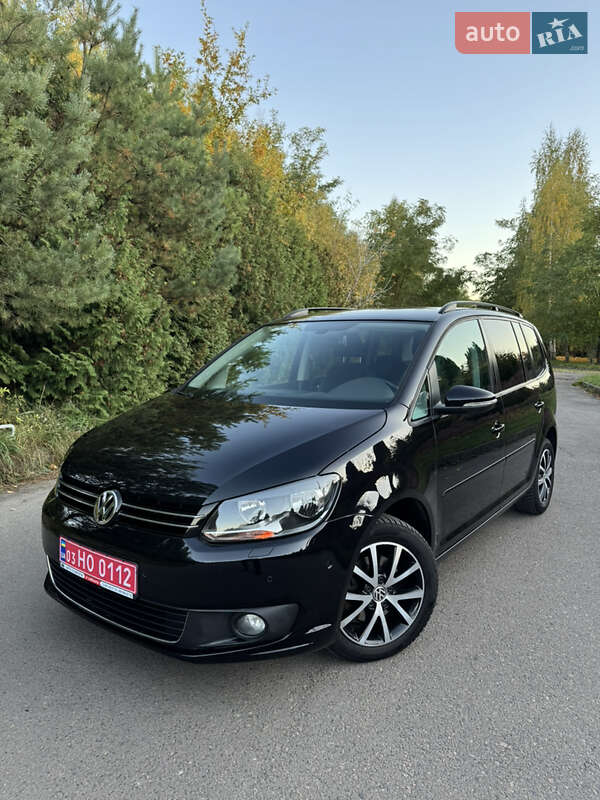 Минивэн Volkswagen Touran 2012 в Ровно