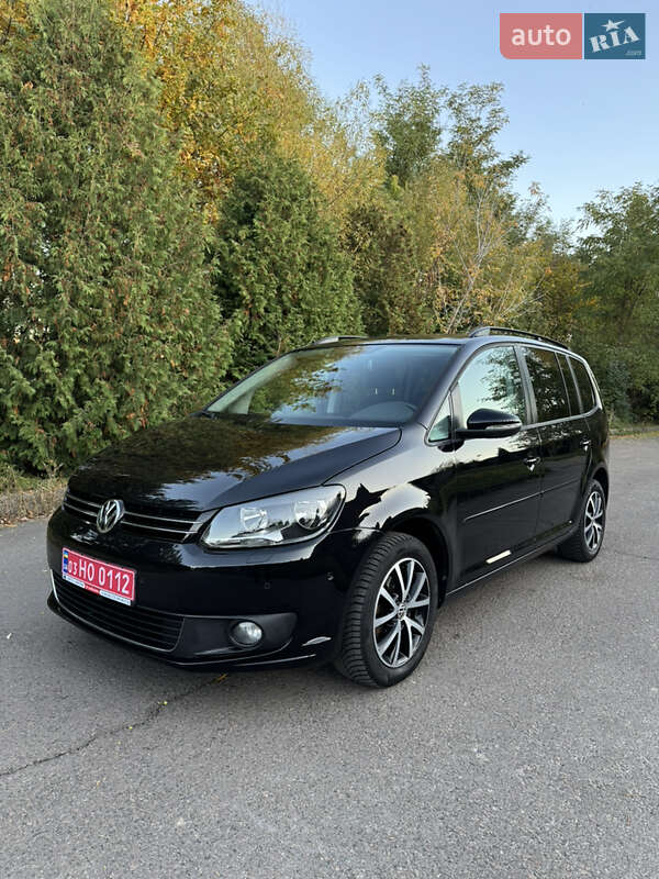 Минивэн Volkswagen Touran 2012 в Ровно
