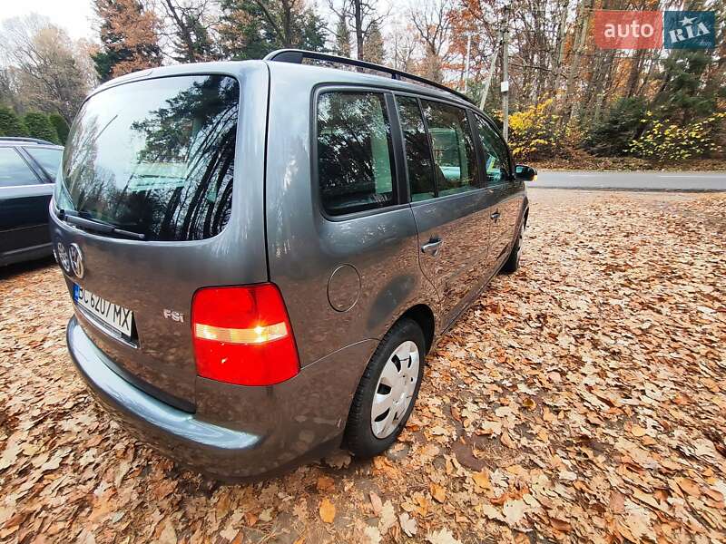 Минивэн Volkswagen Touran 2006 в Дрогобыче фото 6 Минивэн Volkswagen Touran 2006 в Дрогобыче