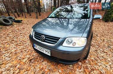 Минивэн Volkswagen Touran 2006 в Дрогобыче