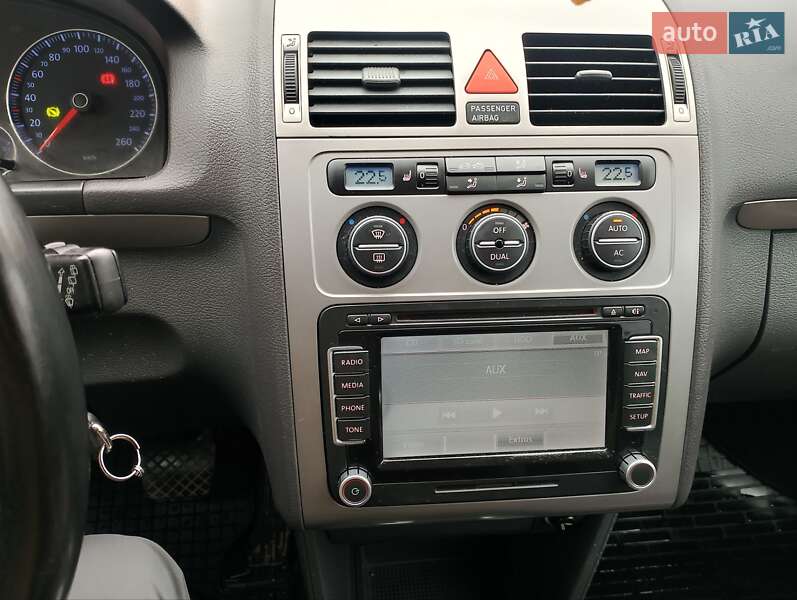 Минивэн Volkswagen Touran 2009 в Крыжополе фото 8 Минивэн Volkswagen Touran 2009 в Крыжополе