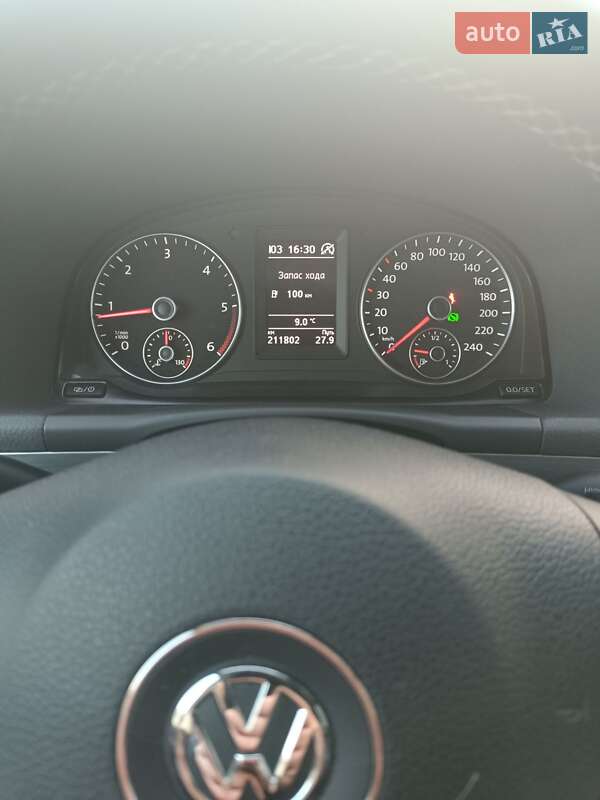 Минивэн Volkswagen Touran 2014 в Коростышеве