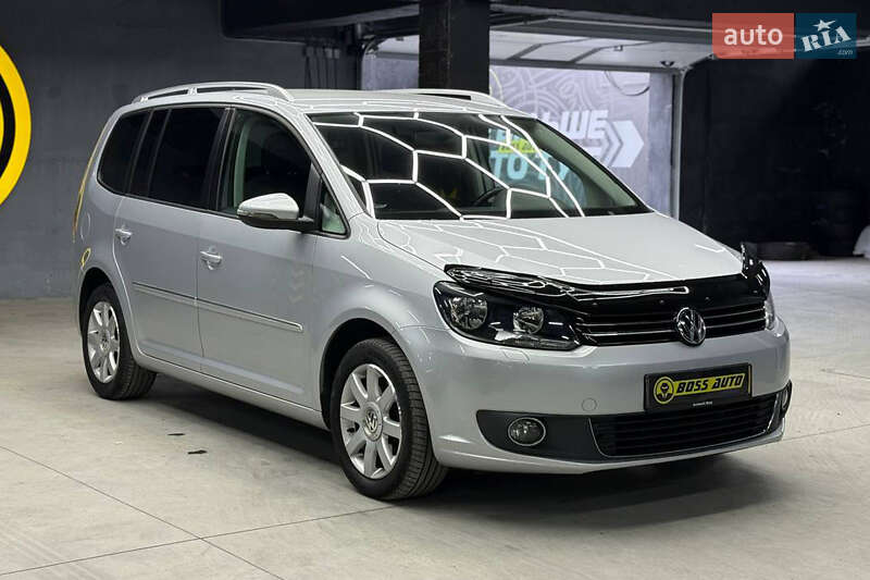 Volkswagen Touran 2012