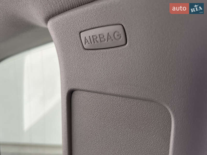 Мінівен Volkswagen Touran 2014 в Луцьку фото 94 Мінівен Volkswagen Touran 2014 в Луцьку