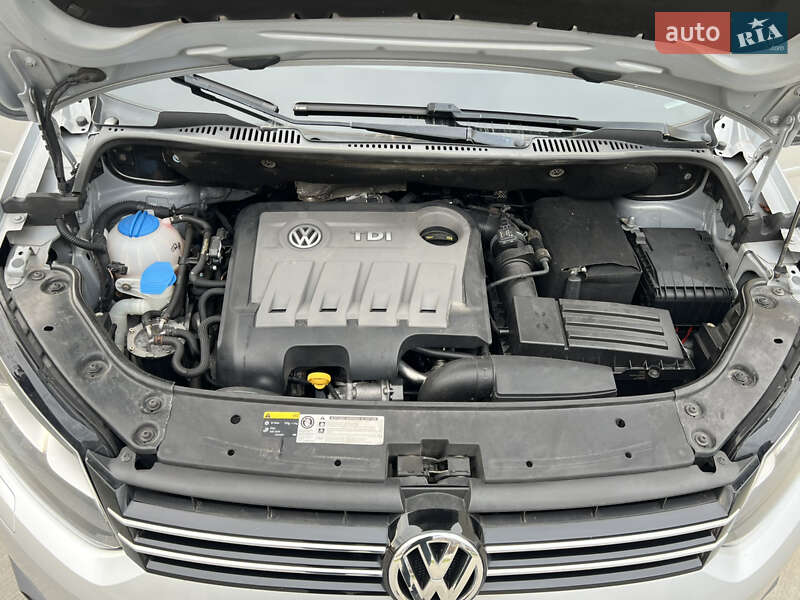 Мінівен Volkswagen Touran 2014 в Луцьку фото 148 Мінівен Volkswagen Touran 2014 в Луцьку