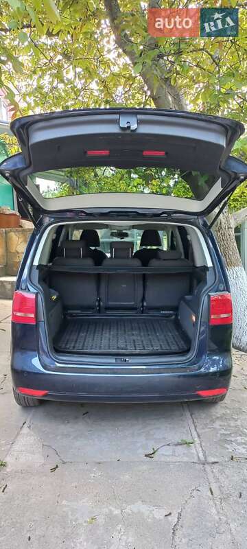 Минивэн Volkswagen Touran 2010 в Горохове