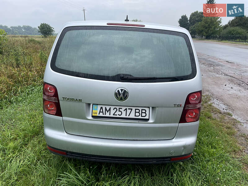 Мінівен Volkswagen Touran 2009 в Андрушівці фото 4 Мінівен Volkswagen Touran 2009 в Андрушівці