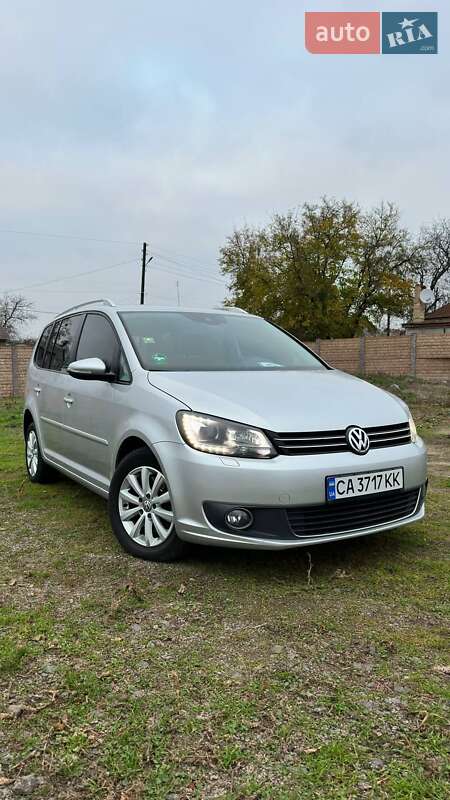 Volkswagen Touran 2013