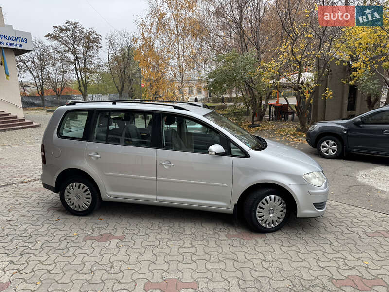 Минивэн Volkswagen Touran 2008 в Черкассах фото 2 Минивэн Volkswagen Touran 2008 в Черкассах