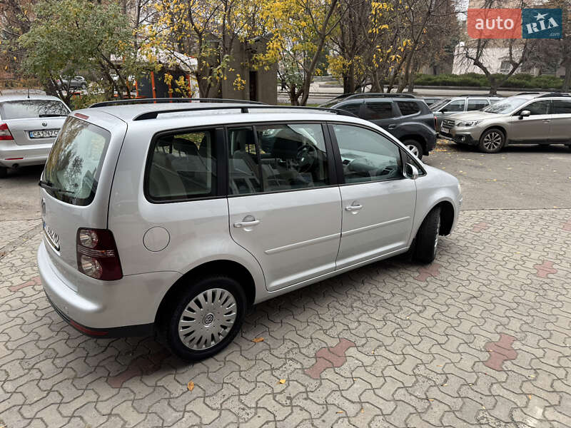 Минивэн Volkswagen Touran 2008 в Черкассах фото 3 Минивэн Volkswagen Touran 2008 в Черкассах