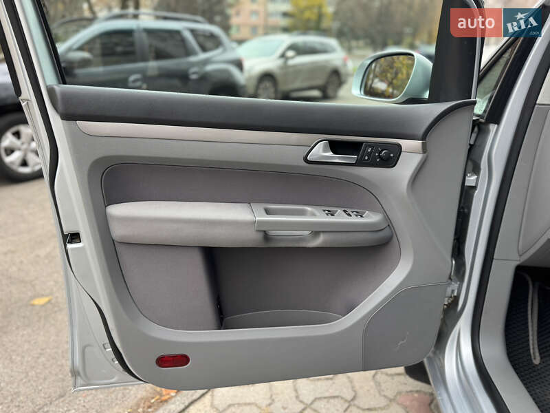 Минивэн Volkswagen Touran 2008 в Черкассах фото 18 Минивэн Volkswagen Touran 2008 в Черкассах