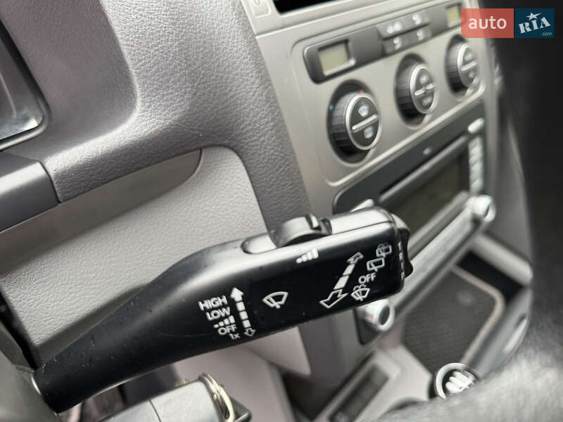 Минивэн Volkswagen Touran 2008 в Черкассах фото 49 Минивэн Volkswagen Touran 2008 в Черкассах