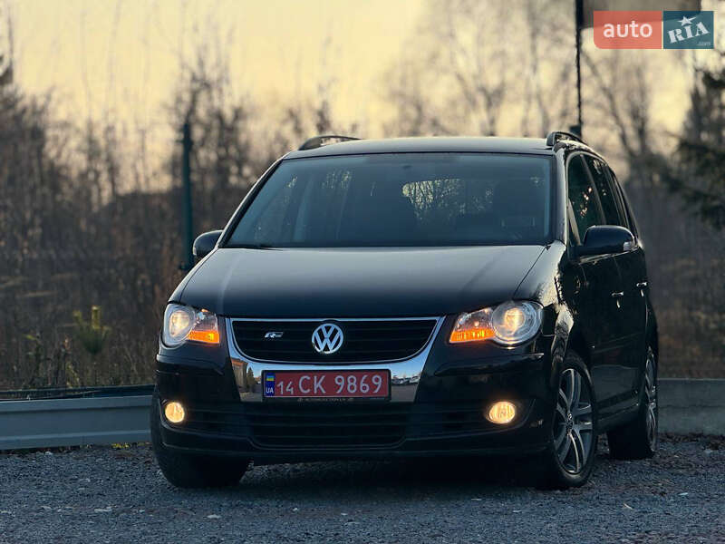 Минивэн Volkswagen Touran 2008 в Дрогобыче