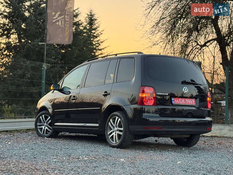 Минивэн Volkswagen Touran 2008 в Дрогобыче
