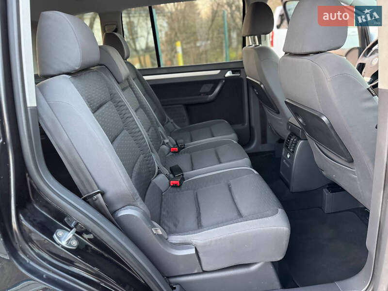 Минивэн Volkswagen Touran 2008 в Дрогобыче