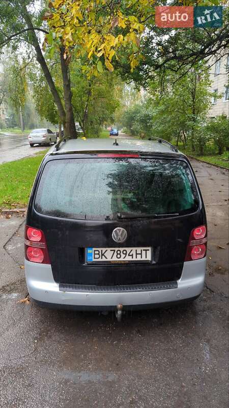 Минивэн Volkswagen Touran 2004 в Ровно фото 11 Минивэн Volkswagen Touran 2004 в Ровно