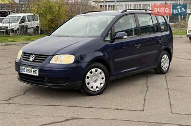 Минивэн Volkswagen Touran 2004 в Николаеве