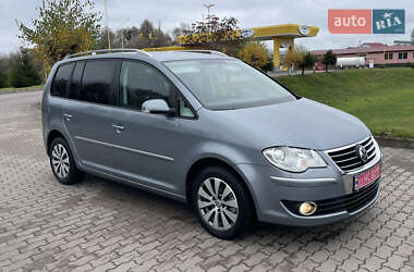 Мінівен Volkswagen Touran 2008 в Бродах