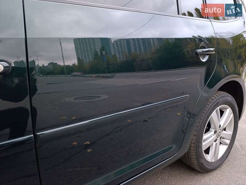 Минивэн Volkswagen Touran 2013 в Киеве фото 8 Минивэн Volkswagen Touran 2013 в Киеве