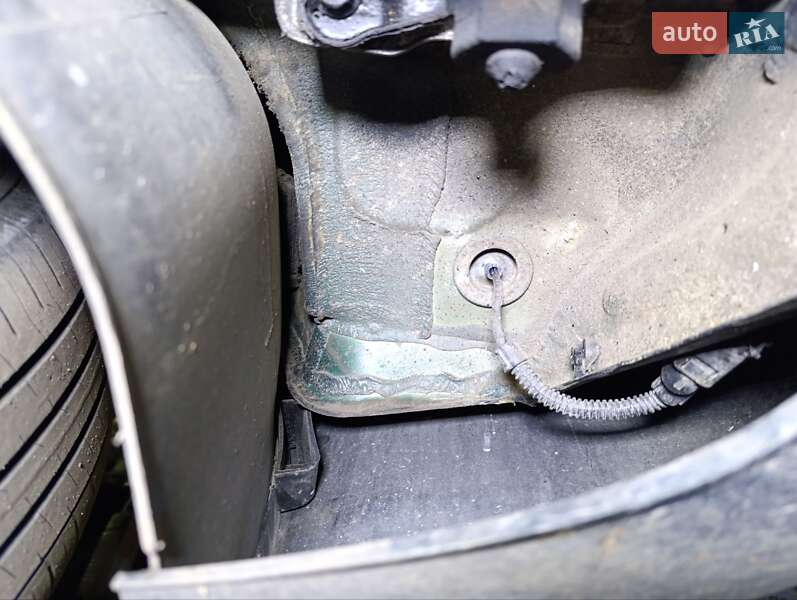 Минивэн Volkswagen Touran 2013 в Киеве фото 38 Минивэн Volkswagen Touran 2013 в Киеве