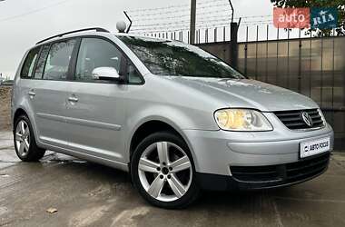 Минивэн Volkswagen Touran 2005 в Киеве