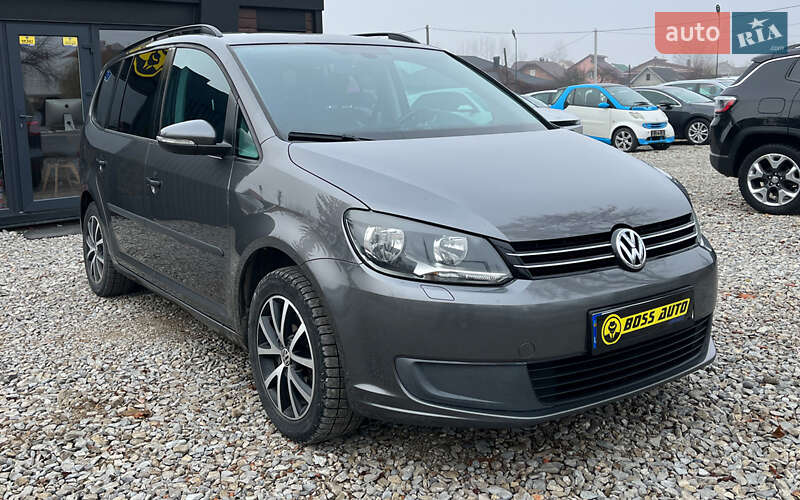 Volkswagen Touran 2011