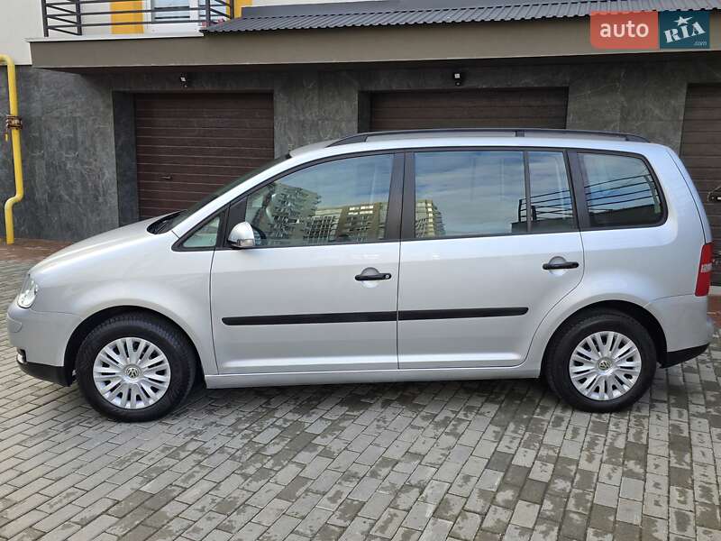 Минивэн Volkswagen Touran 2005 в Тернополе