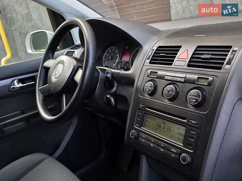 Минивэн Volkswagen Touran 2005 в Тернополе