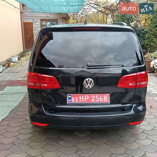 Минивэн Volkswagen Touran 2011 в Звягеле