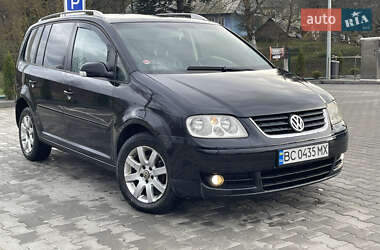 Минивэн Volkswagen Touran 2004 в Самборе