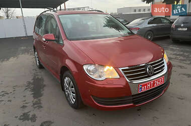 Мінівен Volkswagen Touran 2009 в Рівному