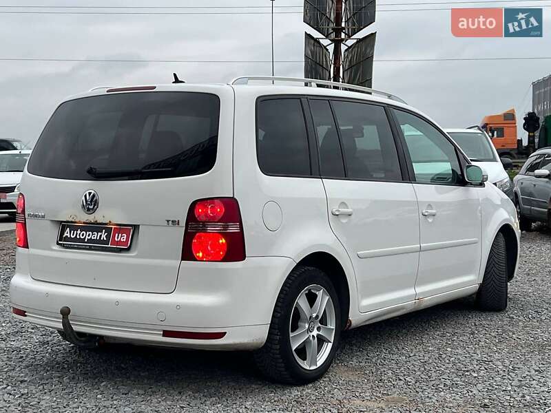 Минивэн Volkswagen Touran 2009 в Львове