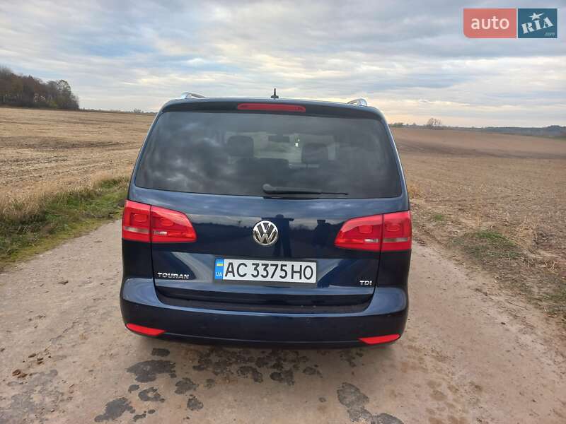 Минивэн Volkswagen Touran 2012 в Луцке фото 5 Минивэн Volkswagen Touran 2012 в Луцке